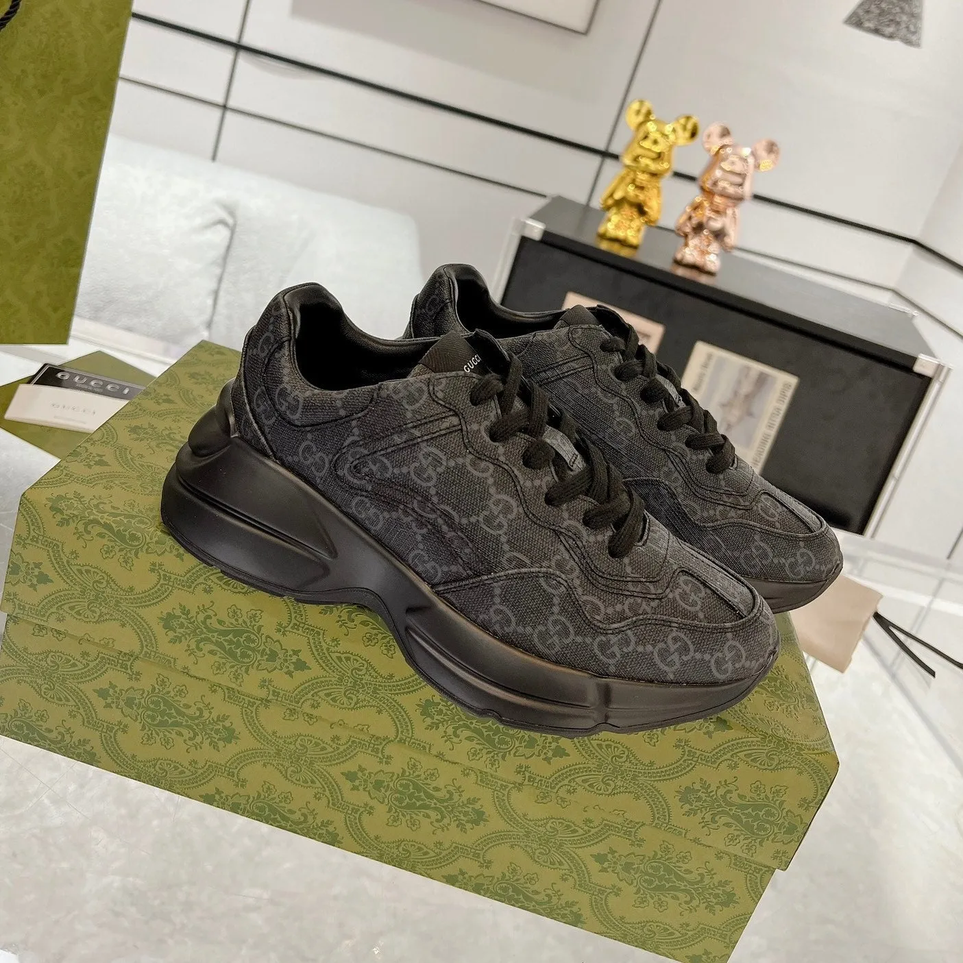 100 SNEAKER Gucci GG High-performance Efficient Ink Black RHYTON