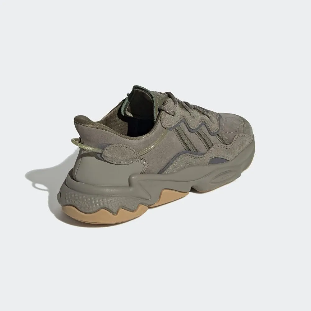 adidas Originals Men's Ozweego Sneaker