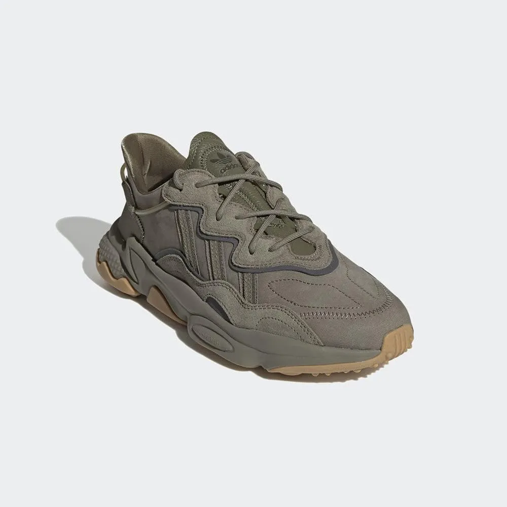 adidas Originals Men's Ozweego Sneaker