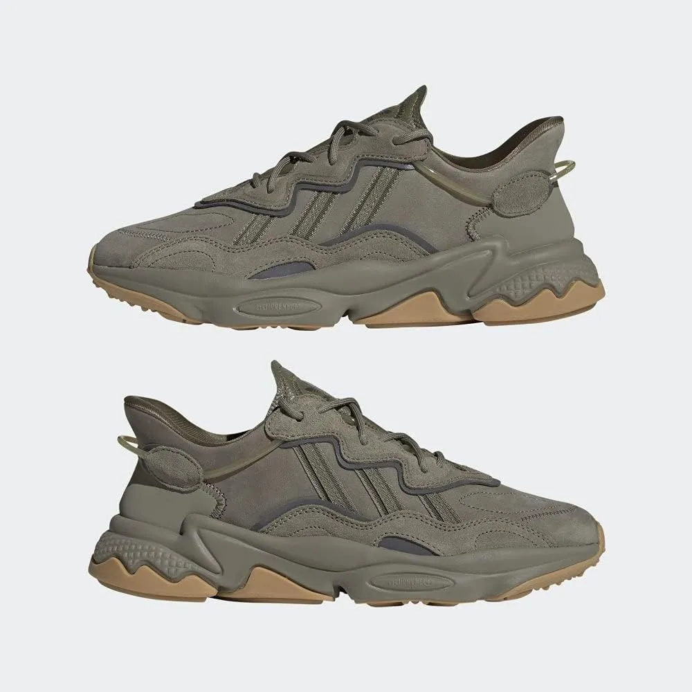adidas Originals Men's Ozweego Sneaker
