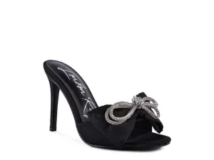 BRAG IN CRYSTAL BOW SATIN HIGH HEELS