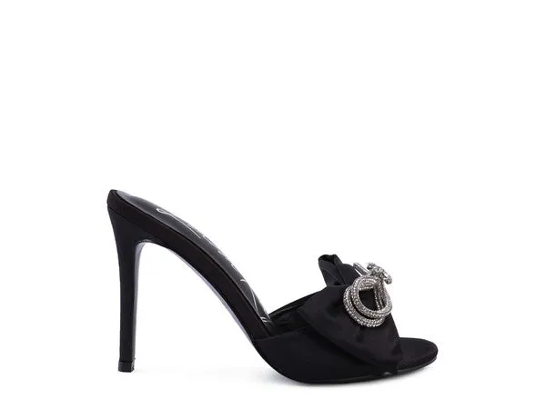 BRAG IN CRYSTAL BOW SATIN HIGH HEELS