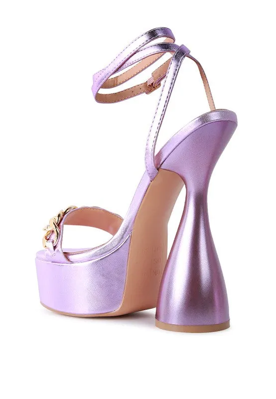 Brattitude METALLIC HIGH PLATFORM CHUNKY SANDALS