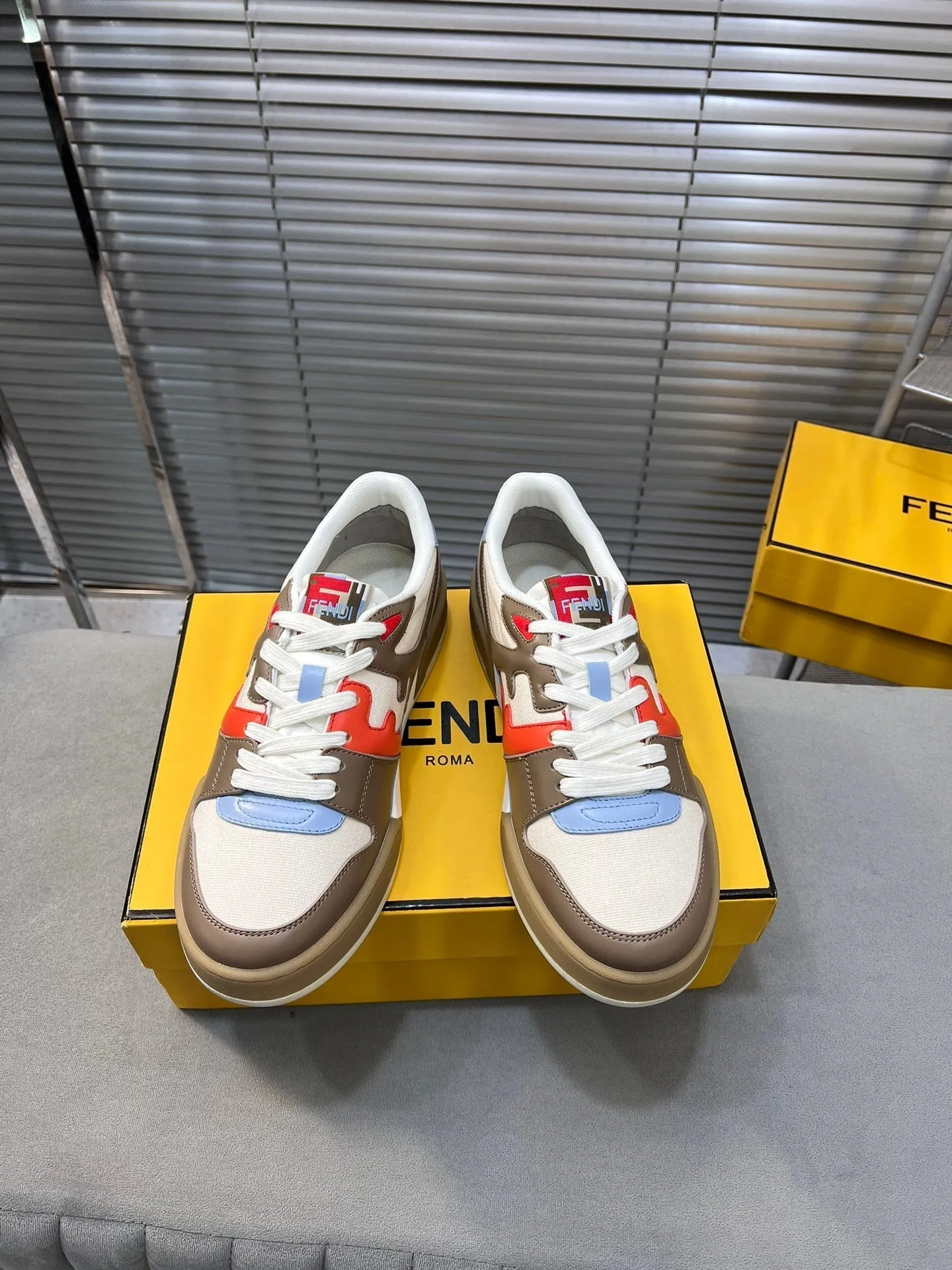 CALFSKIN FENDI MATCH BROWN LOW COFFEE Value-based AND FENDI MESH TOPS WHITE MIX Seasonal clearance IN
