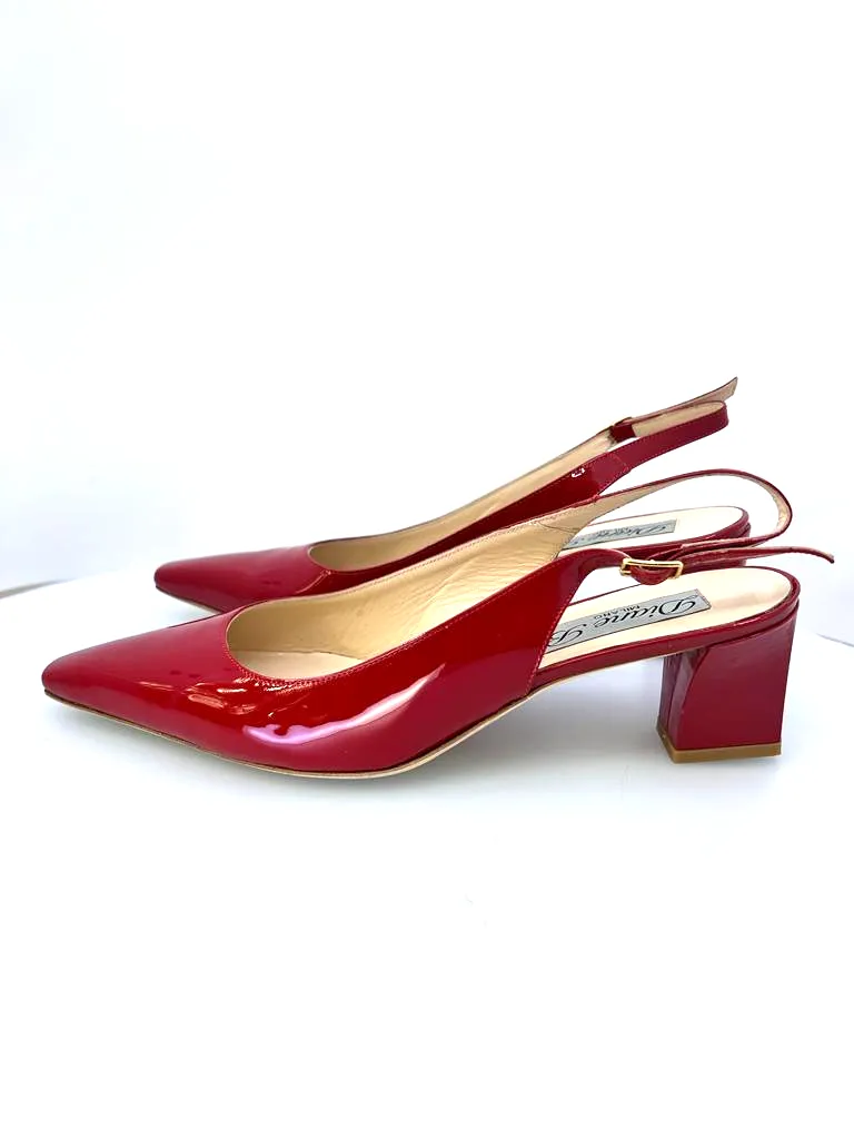DIANE B. MILANO POINTED TOE SLINGBACK PUMPS