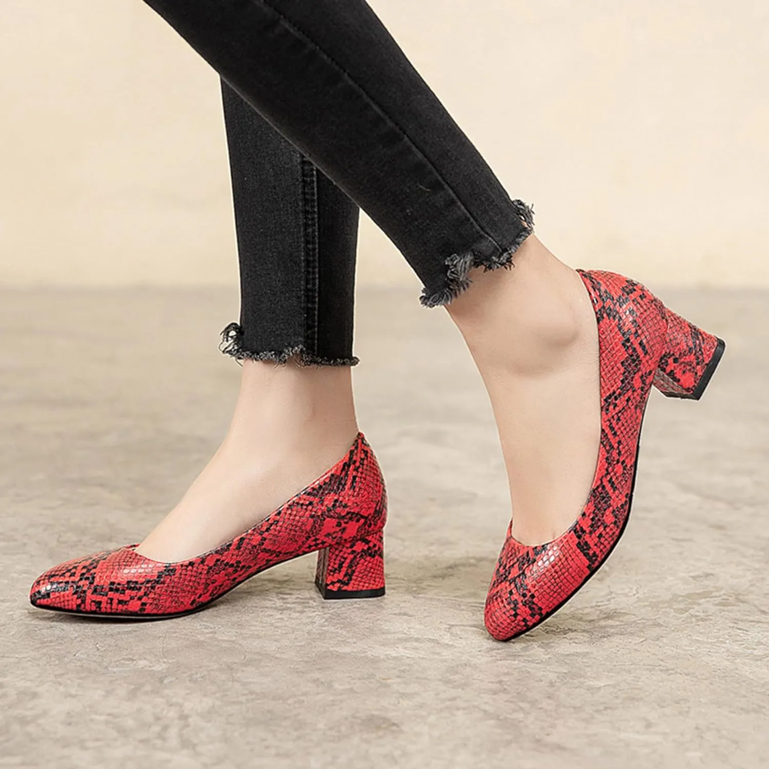 Fashion Mid Heel Pointed Toe Snakeskin Women Court Shoes