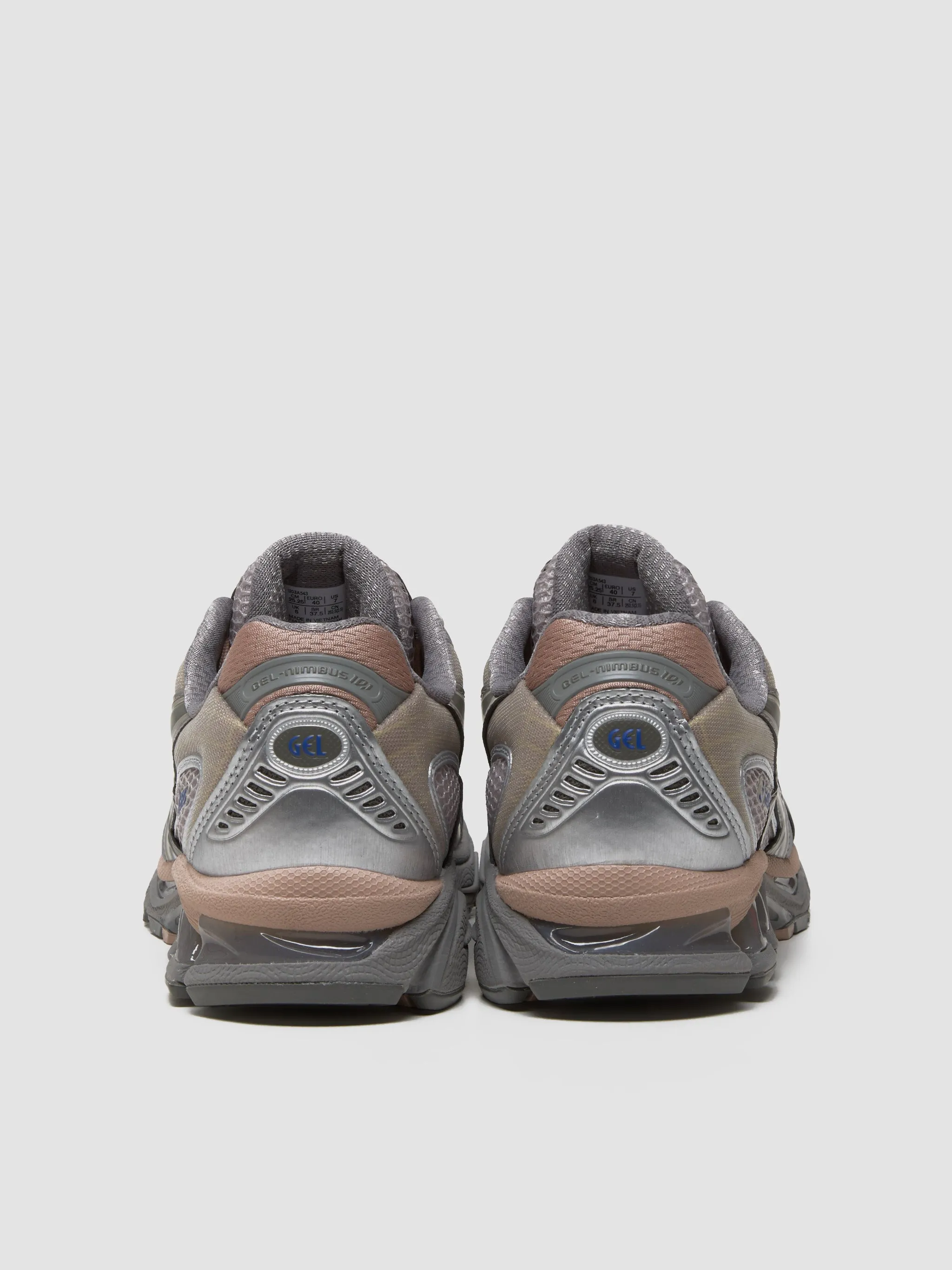 GEL-NIMBUS 10.1 Sneaker in Moonrock & Truffle Grey
