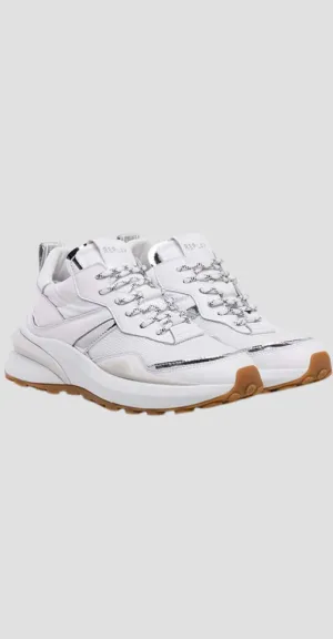 Heel Stripe Sneakers