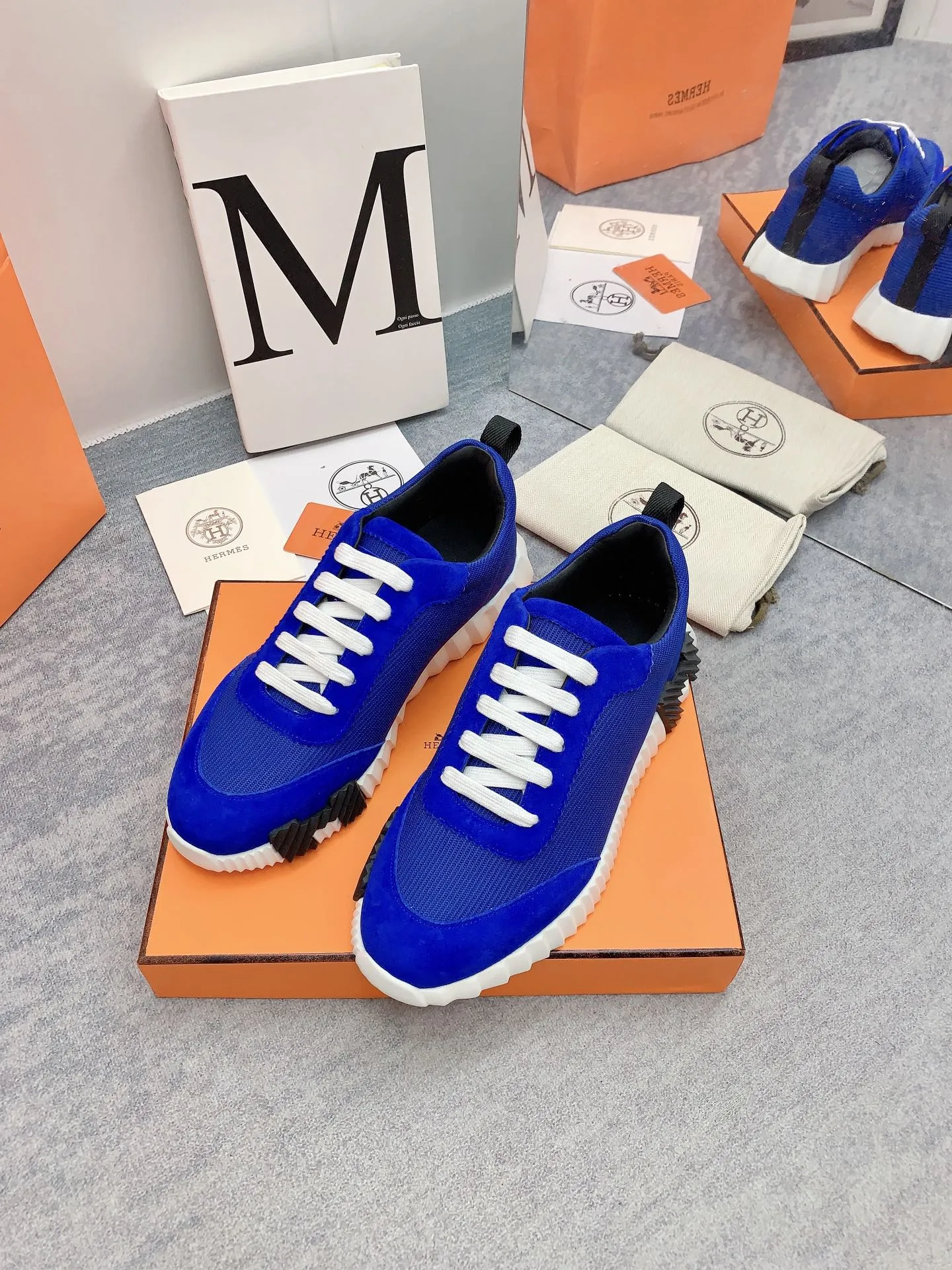 HM Bouncing Sneaker In Blue Mesh Fabric 106457