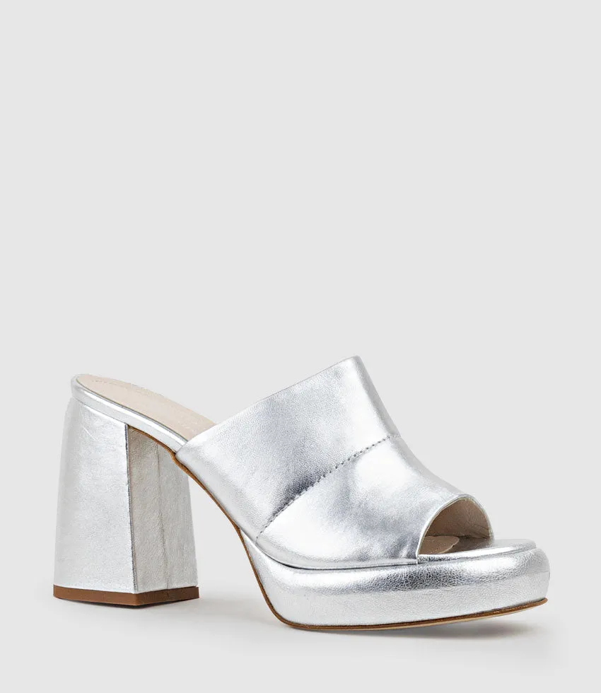 ILLIAN95 Platform Slide in Silver