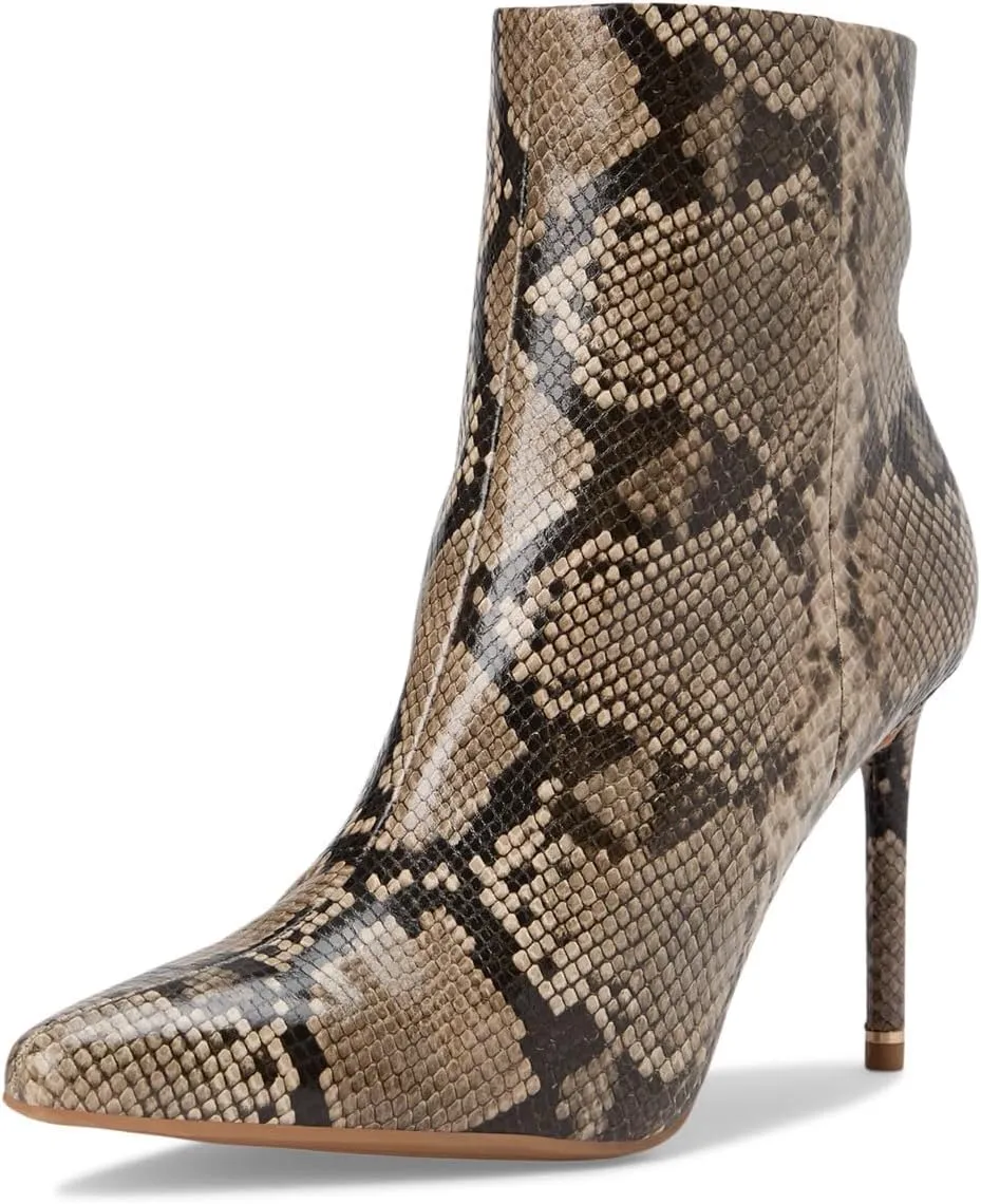 Kenneth Cole Women's Quincy Ankle Boot