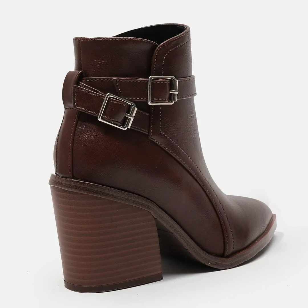 KUUTGG Women's Pointed Toe Western Chelsea Ankle Boots Buckle Zip Stacked Chunky High Heel Dressy Short Booties
