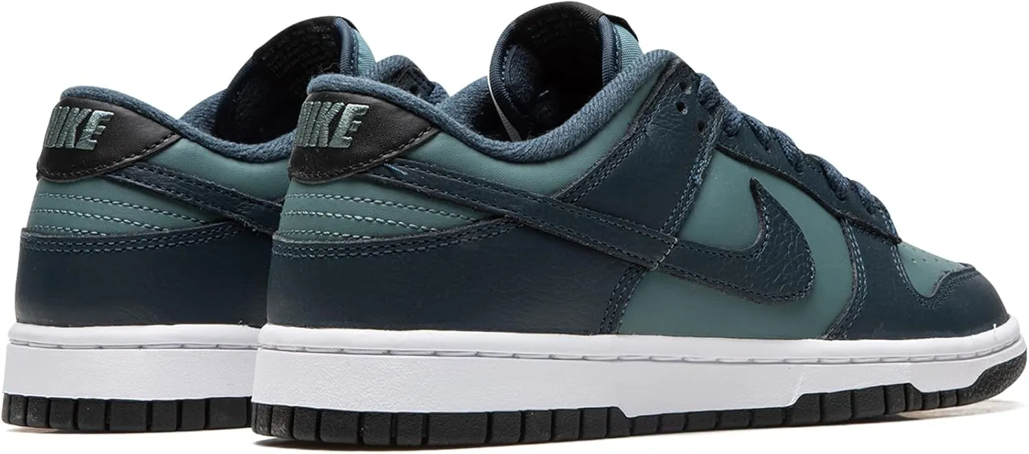 Nike mens Sneaker