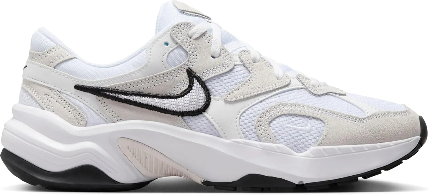 Nike Women's Sportswear Sneaker