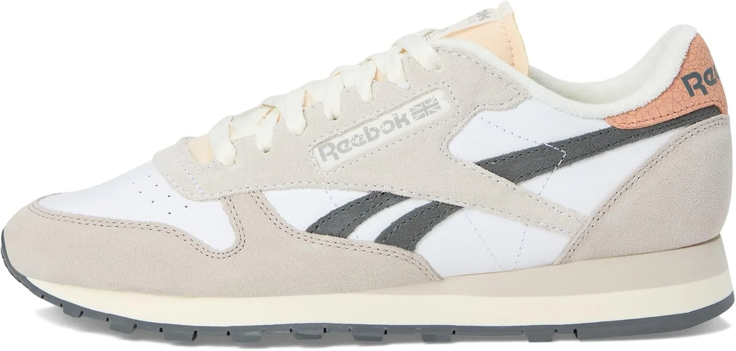 Reebok Unisex-Adult Classic Leather Sneaker