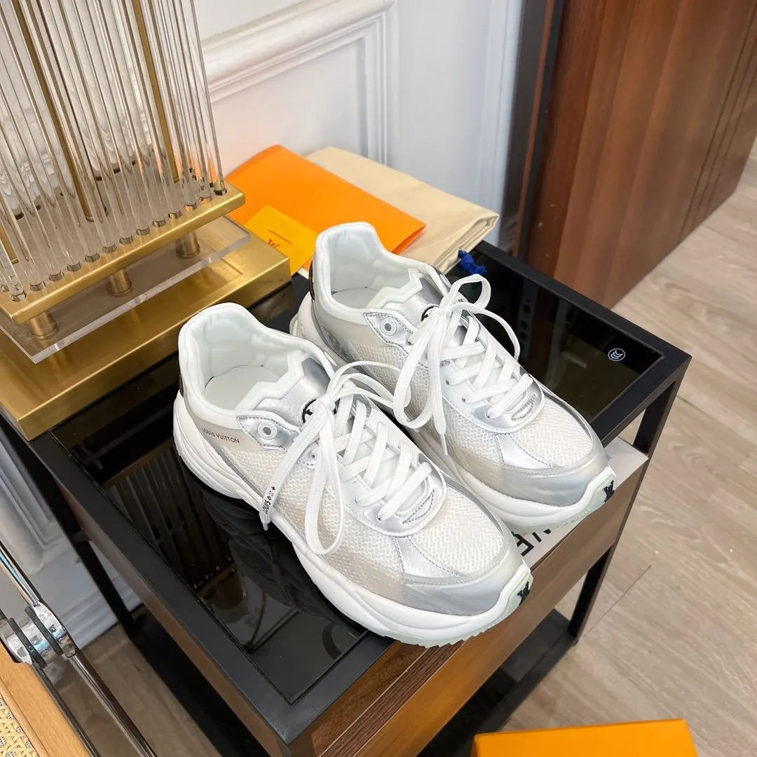 RUN Great price SNEAKER WHITE Vuitton Popular choice Louis 55