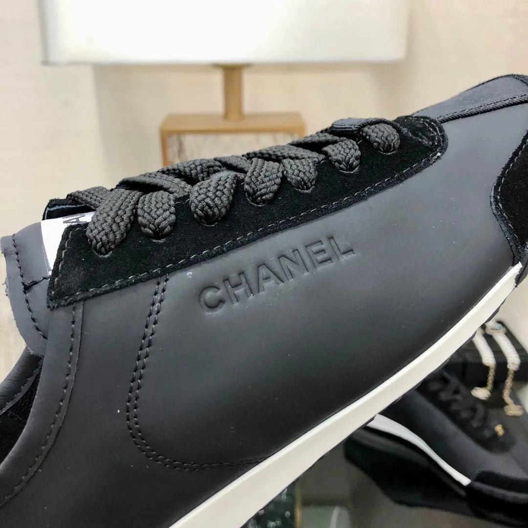 Sneake Global shipping Cowhide Performance-driven Black CHANEL