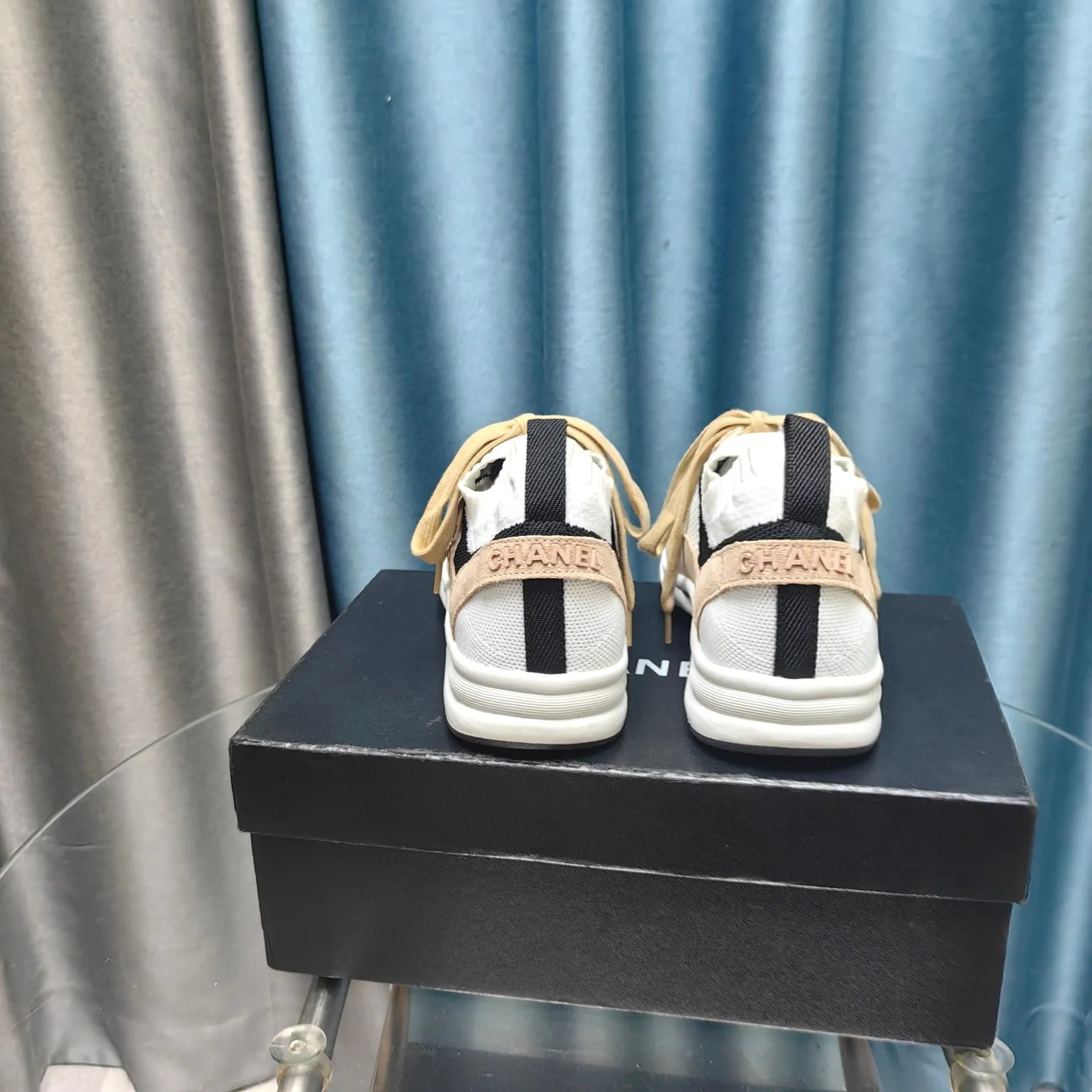 Sneaker Beige Polyester Mesh Fabric Discounted rates Suede White And CHANEL Helpful