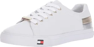 Tommy Hilfiger Laddi - Shoes for Women - Padded Tongue - Padded Footbed - Synthetic Outsole - Faux-Leather