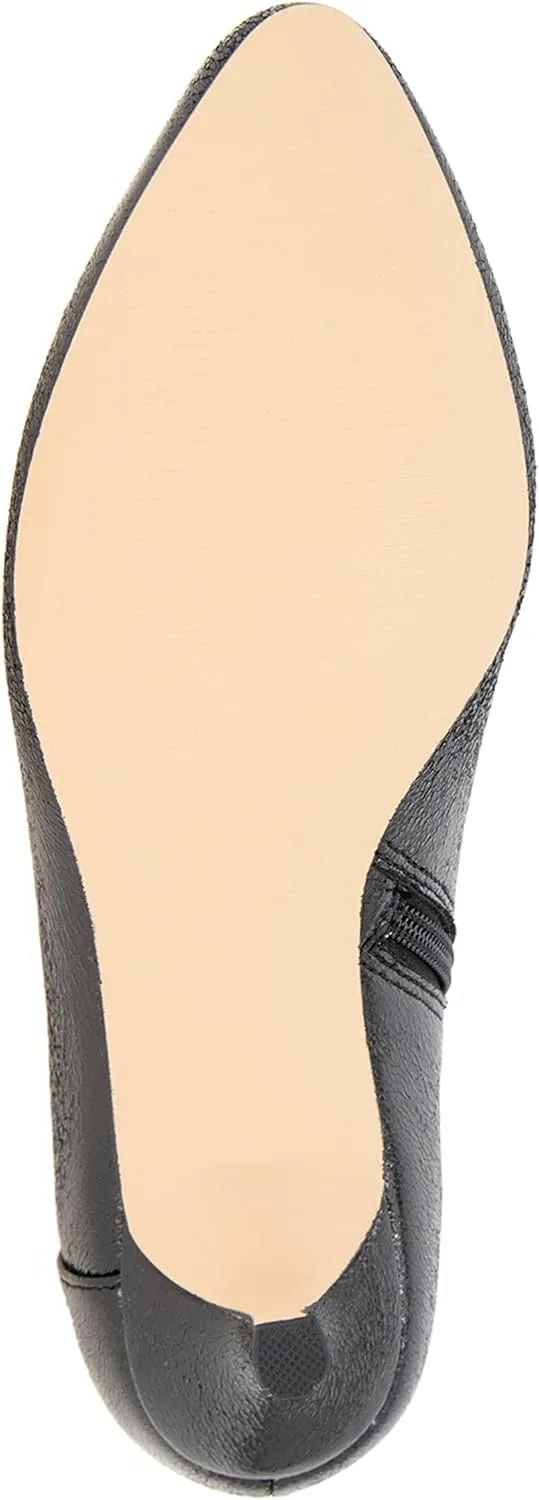 XOXO Women's Kyrie Ankle Boot